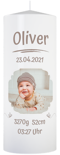 Personalisierte Kerze mit Babyfoto von Jungen, mit Angabe von Name, Geburtsdatum, Gewicht, Größe und Geburtszeit.